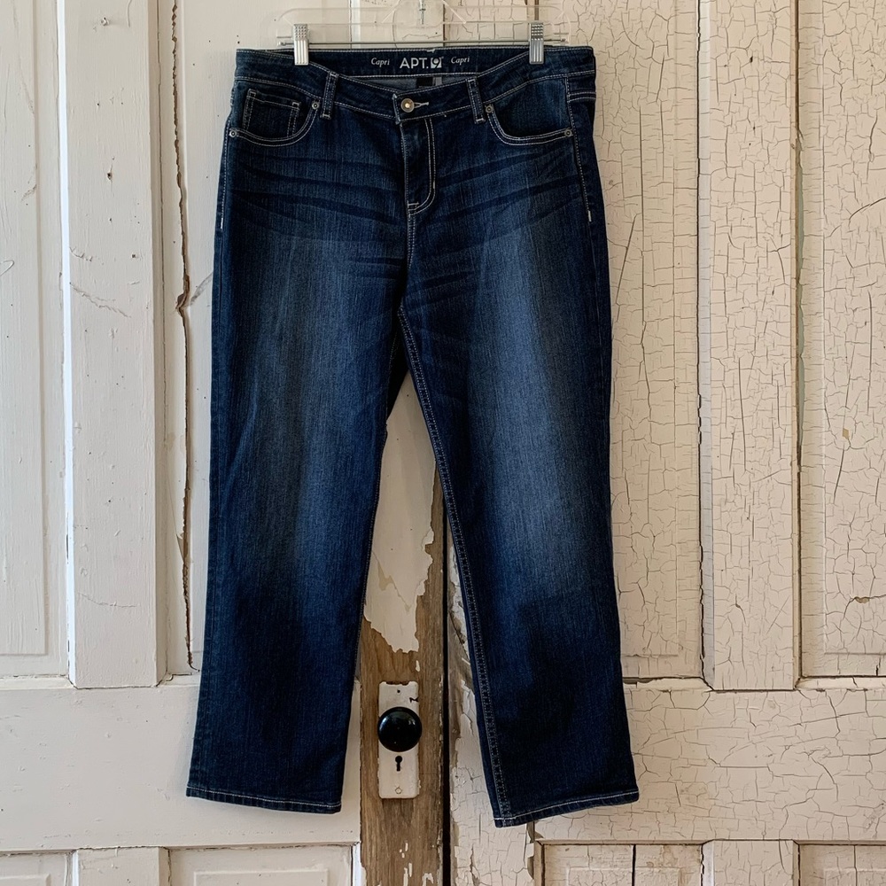 Apt 9 jeans Size 12 Capri